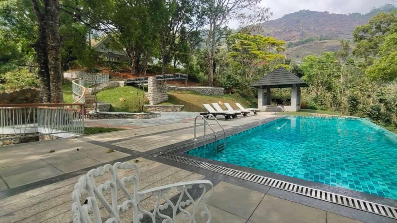 Ambady Estate Hotel Munnar Exterior photo