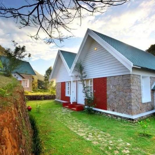 Ambady Estate Hotel Munnar Exterior photo