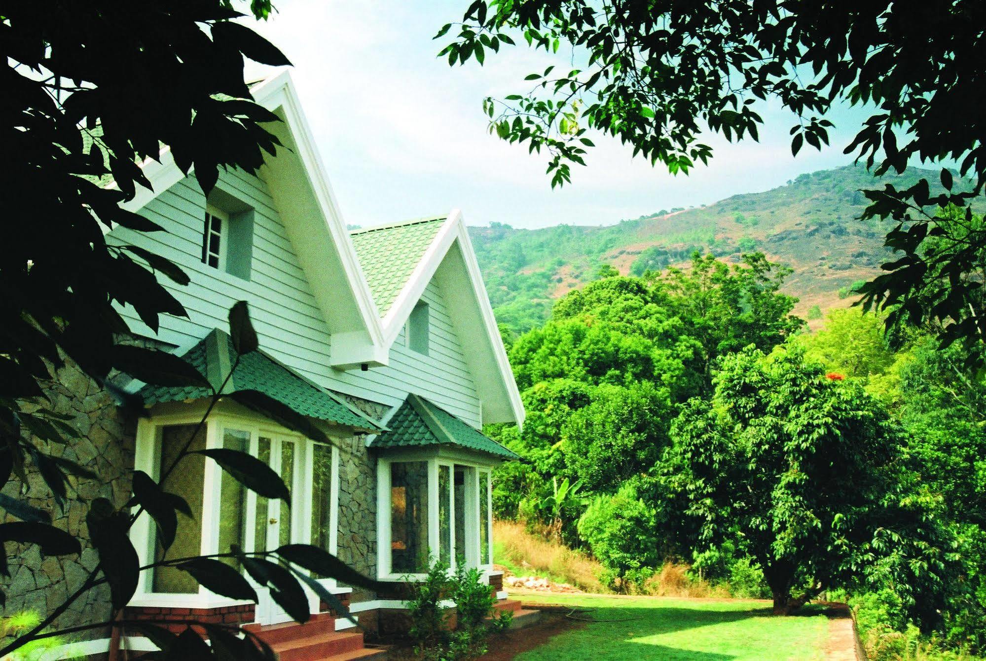 Ambady Estate Hotel Munnar Exterior photo